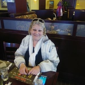 Meet your Posher, Diane